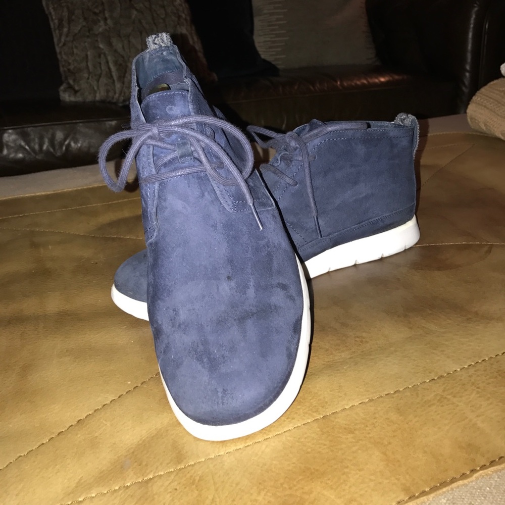 Blue suede shoes