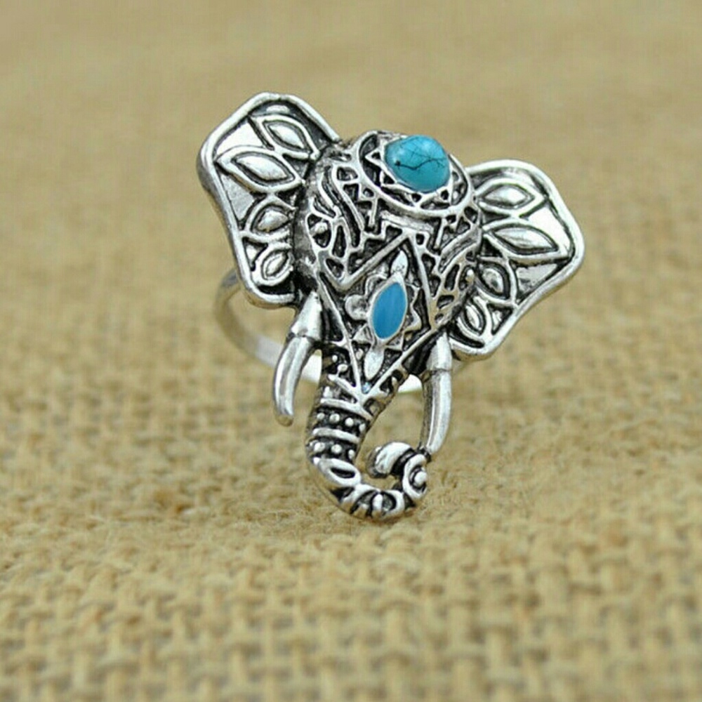 🌹Beautiful Adjustable Vintage Elephant Ring! - Picture 6 of 8