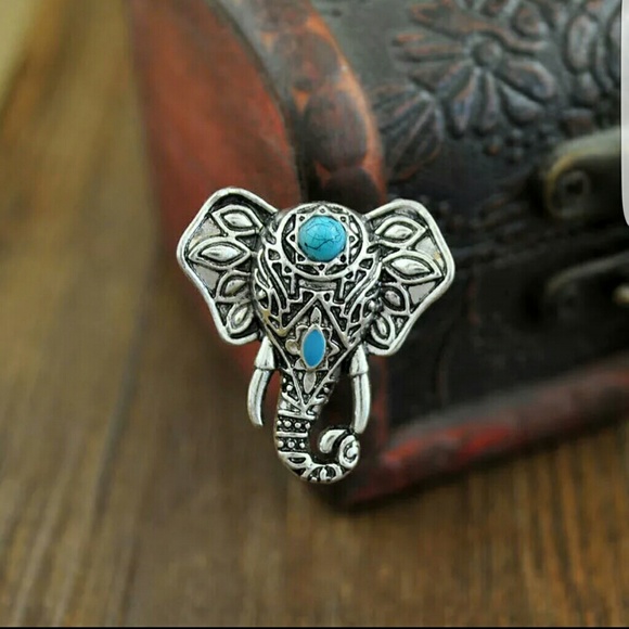 🌹Beautiful Adjustable Vintage Elephant Ring! - Picture 3 of 8