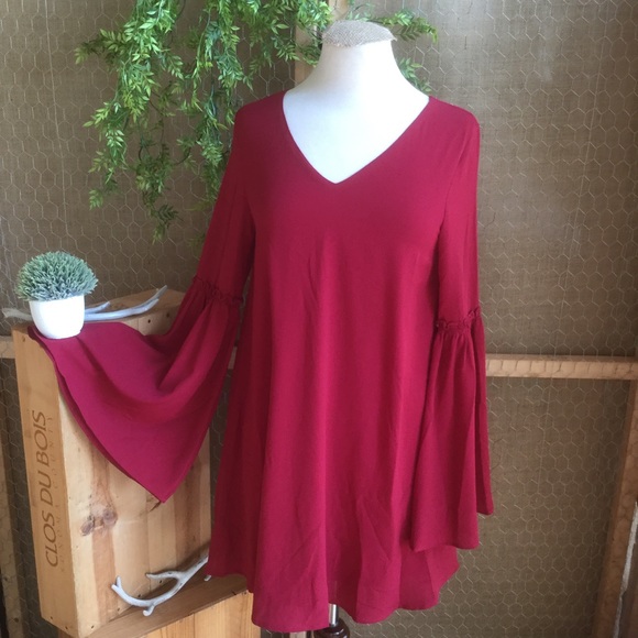DRESS ⚡️BELL SLEEVE ⚡️ - Picture 1 of 5