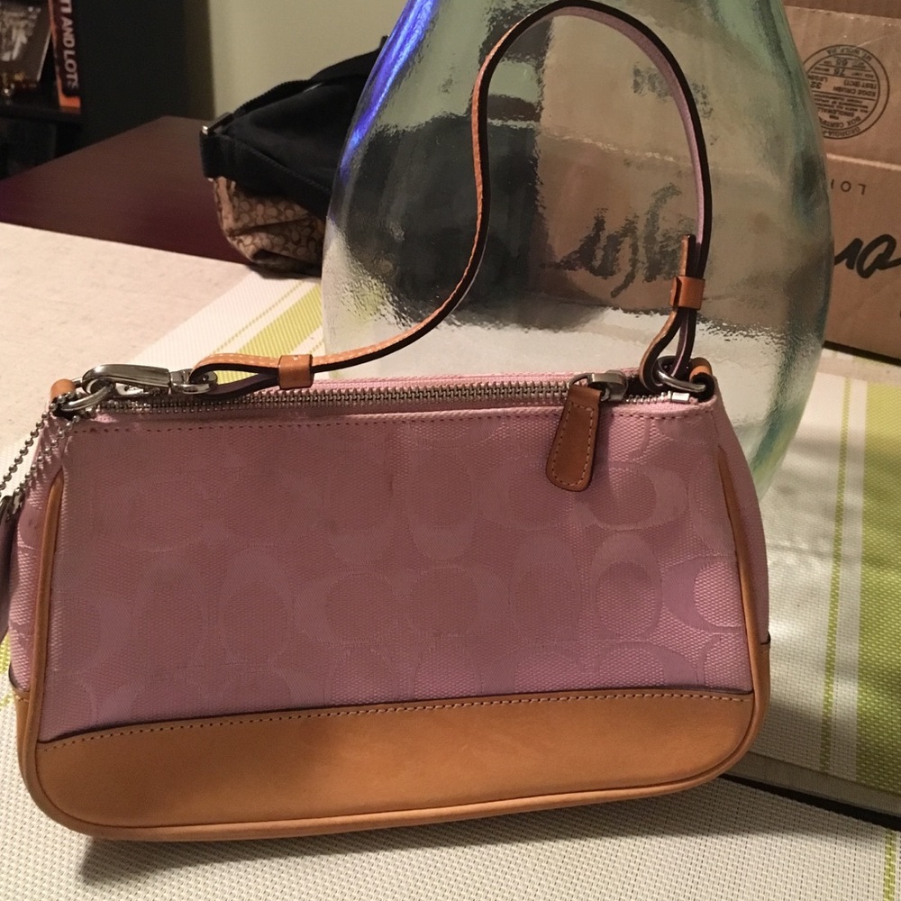 Pink coach shoulder bag
