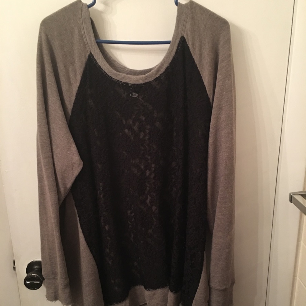 Reposh Torrid black lace sweatshirt