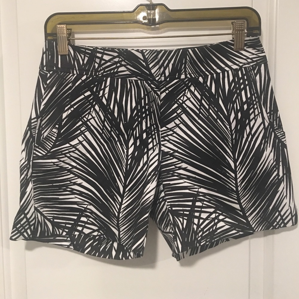 Cache printed shorts