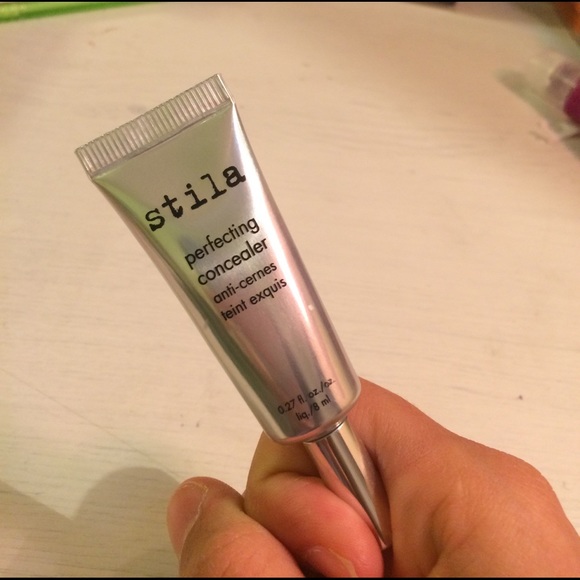 stila perfecting concealer