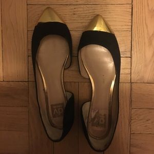 Dolce Vita size 9 black suede and gold toe flats