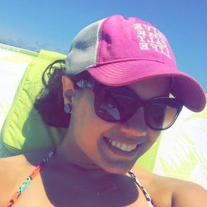 Meet your Posher, Michaela