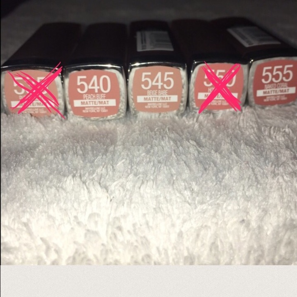 ‼️SOLD‼️♨️Maybelline lipstick 💄 Nude colors