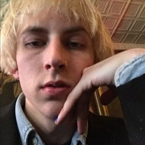 Meet your Posher, Teo