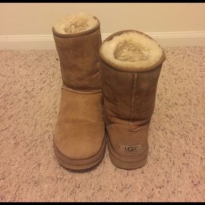 Brown classic Ugg boots