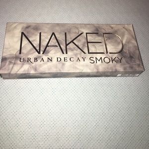 Urban Decay Naked Smoky Palette