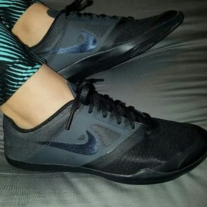 Never worn Nike Studio Trainer Fit Sole