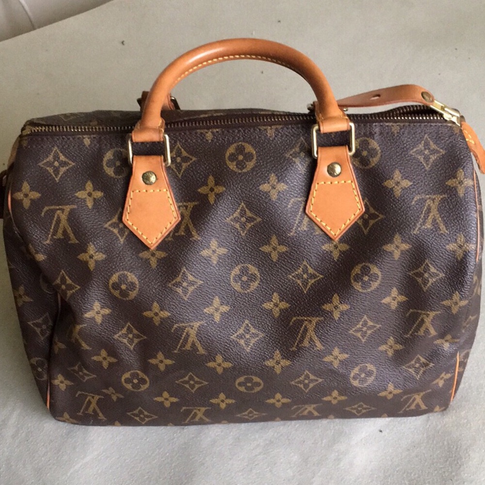 ***SOLD**Authentic Speedy 30