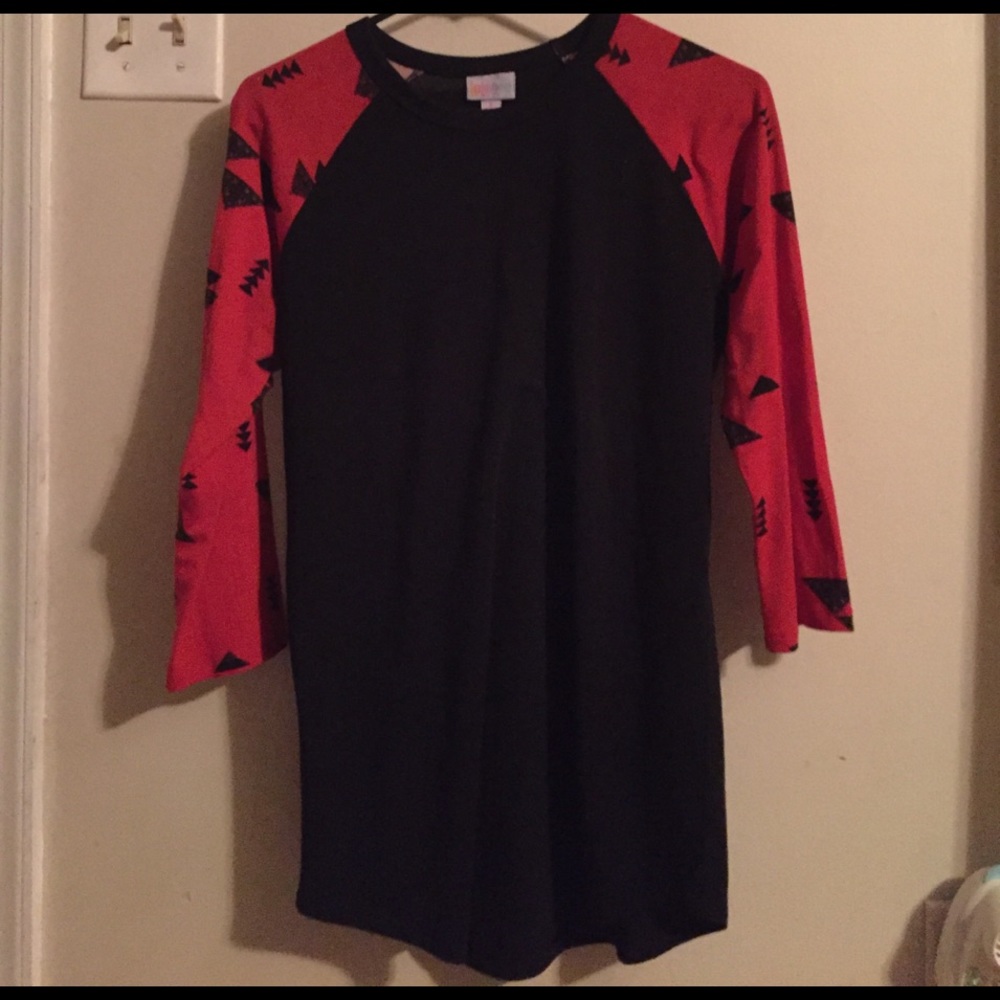 Lularoe Small black and red Randy