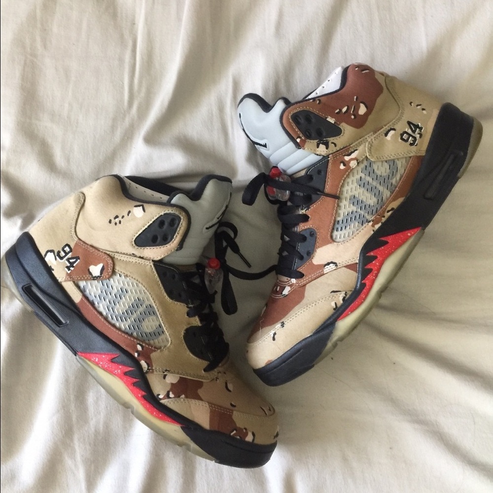 SUPREME AIR JORDAN 5