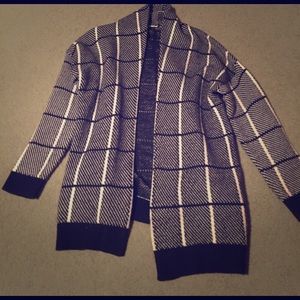Thick Black and white cardigan