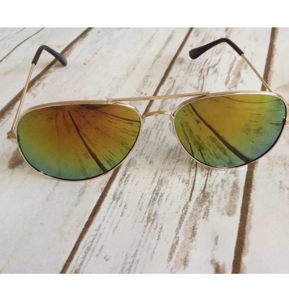 Mirrored Aviators Red/ Gold