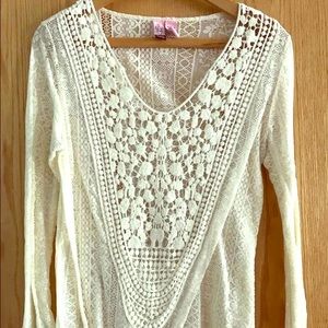 Adorable Lace Long sleeved shirt