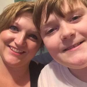 Meet your Posher, April