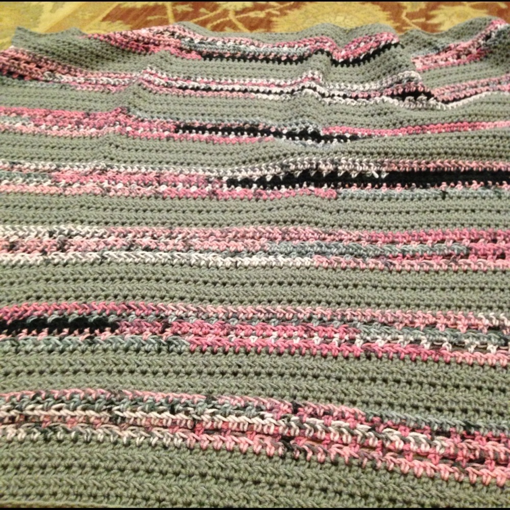 Crochet throw