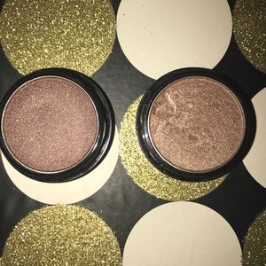 Covergirl single shadows.