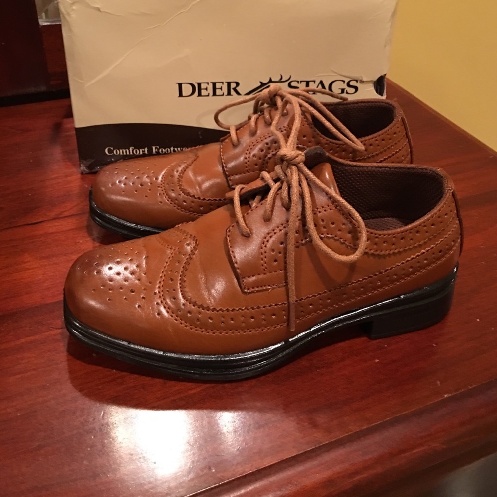 Dress shoes