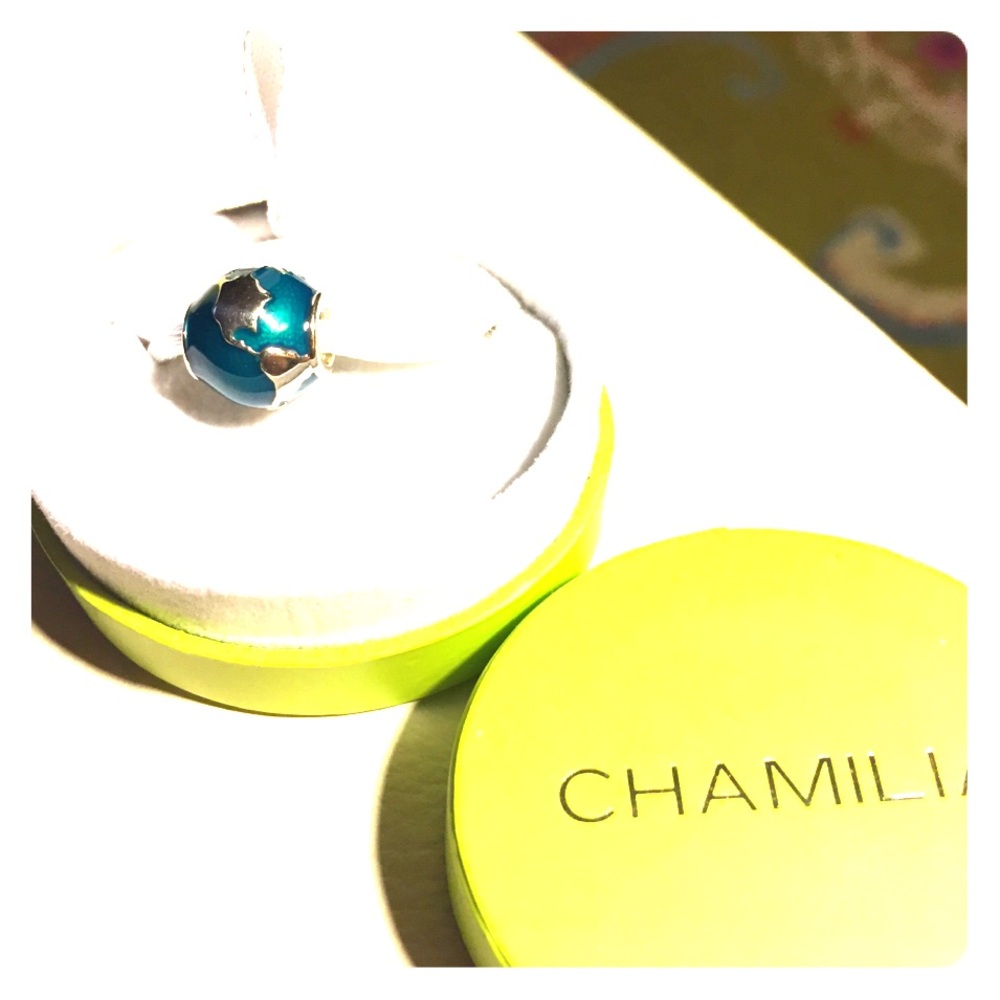 Chamilia World Traveler Globe Charm