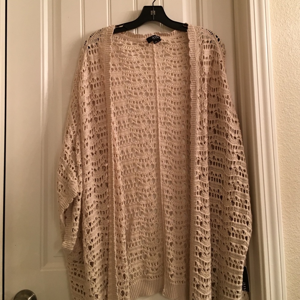 Tan cover top