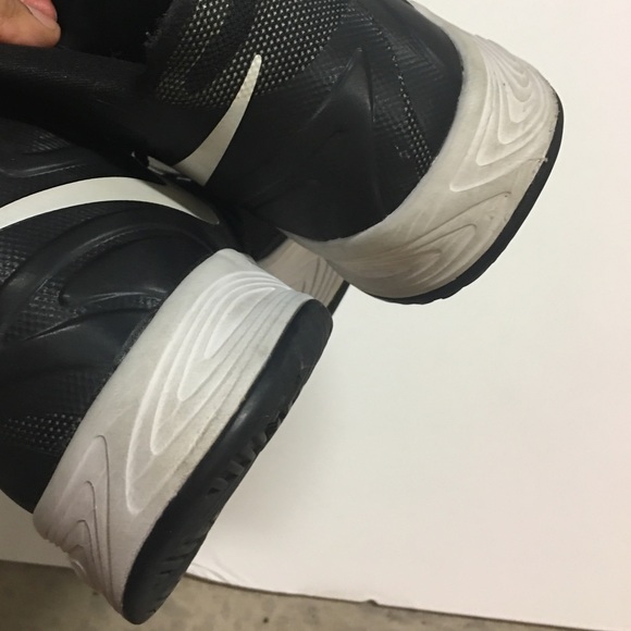 Men's Nike Hyperfuse - Picture 4 of 7