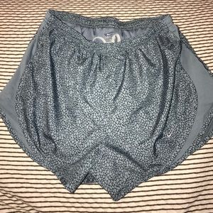 NIKE black/gray dri-fit shorts