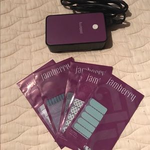*Bundle* Jamberry Nail Dryer and 5 Sets of Wraps!