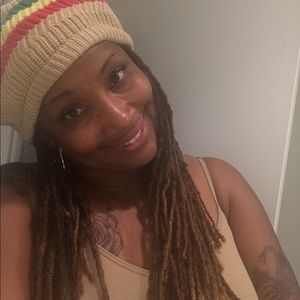 Meet your Posher, Sherriel