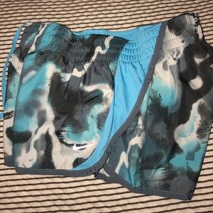 🔴SALE🔴NIKE blue/black running shorts