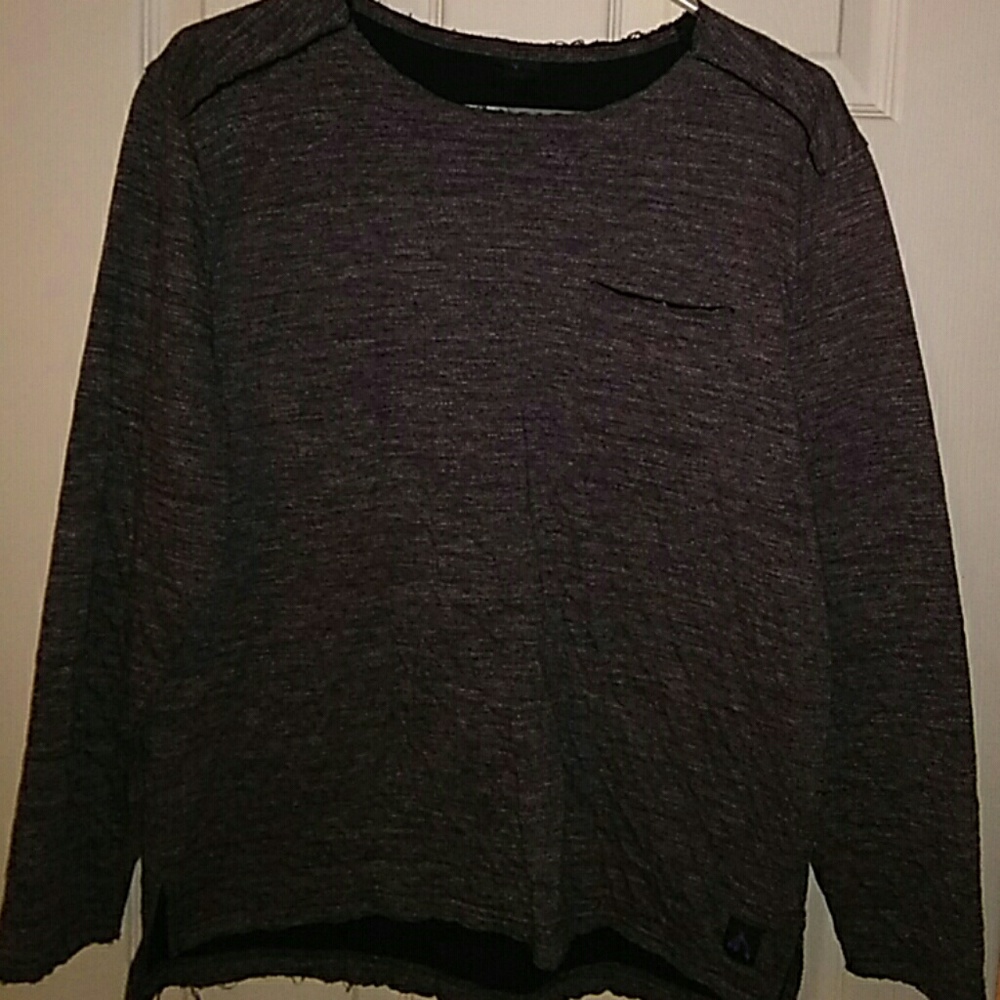 Unisex long sleeve vintage t shirt.