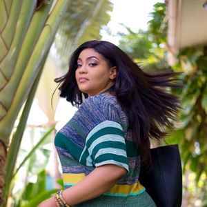 Meet your Posher, Carla simone