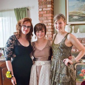 Meet your Posher, Caitlin