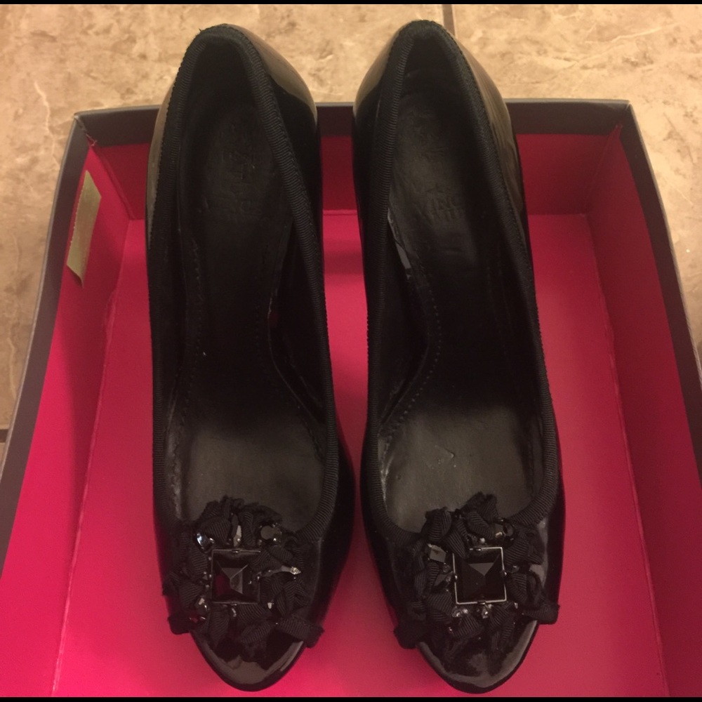 Vince Camuto "Black Patent heels"