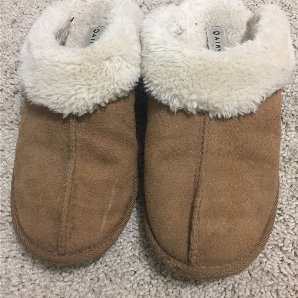 Moccasin slippers