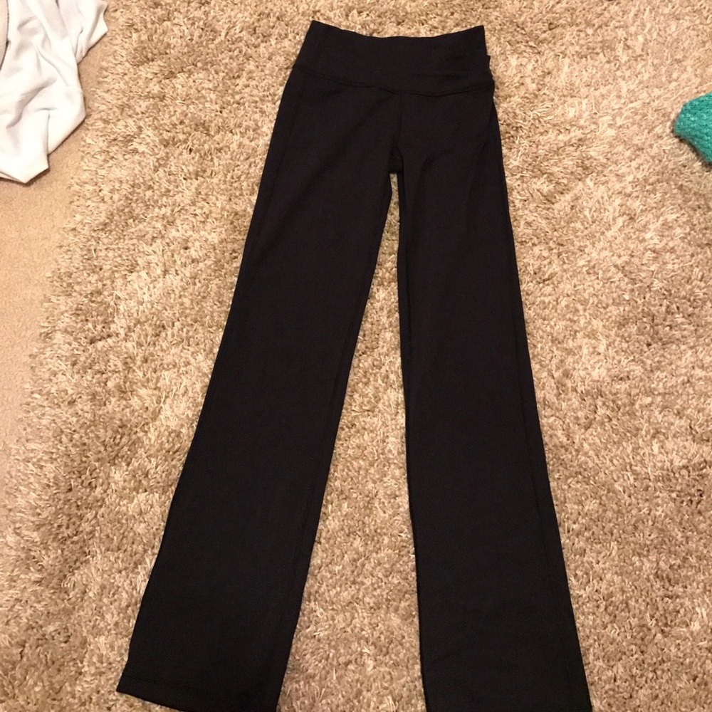 Black flare Lululemon pants NEW