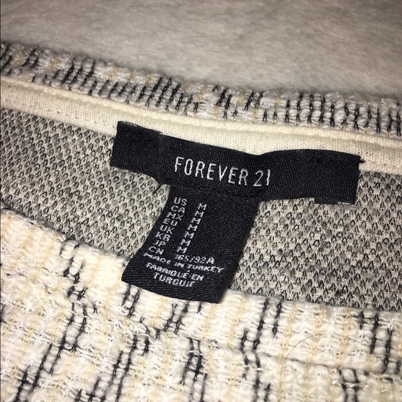 Cream and Black Patterned Sweater - Picture 3 of 3