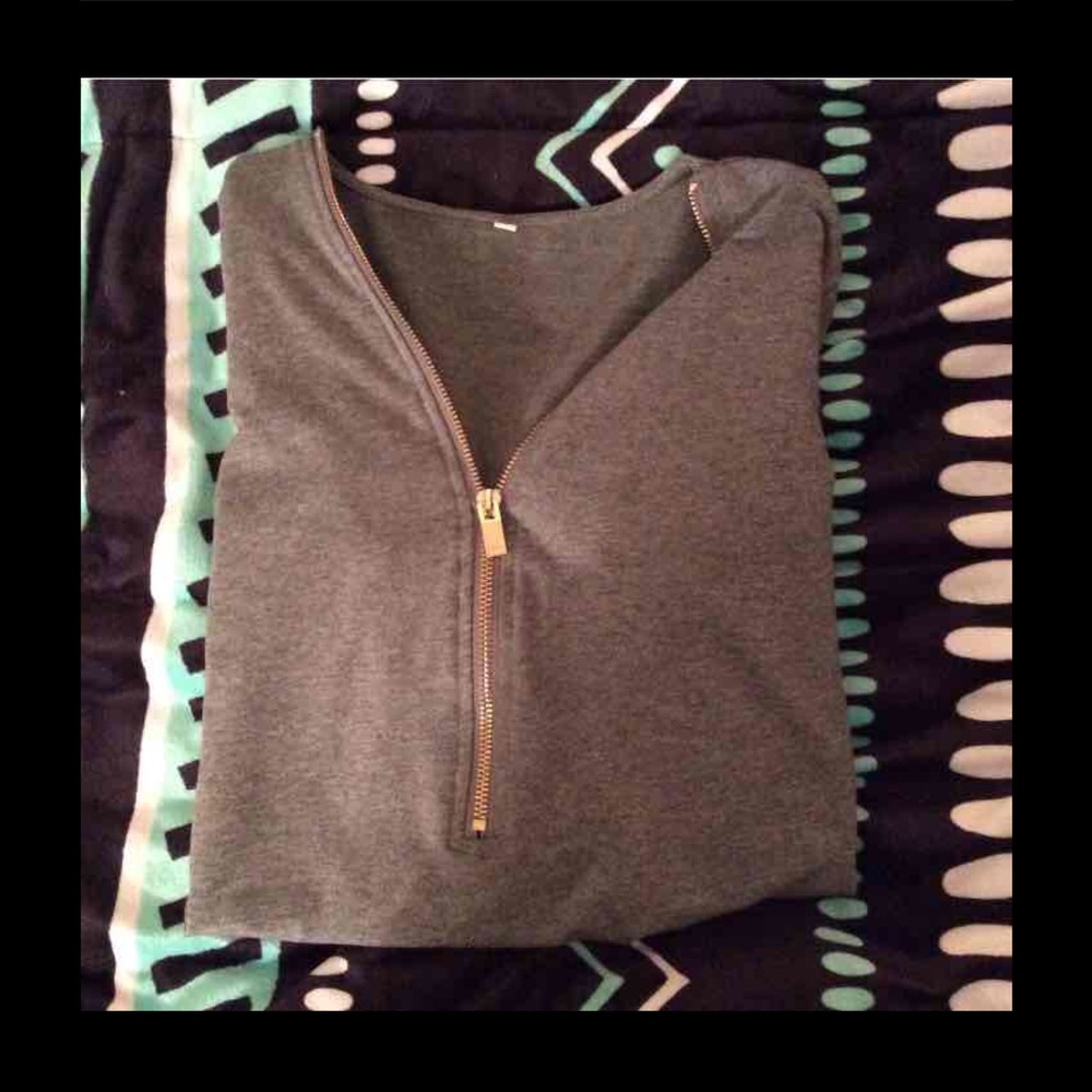 Zipper sweater