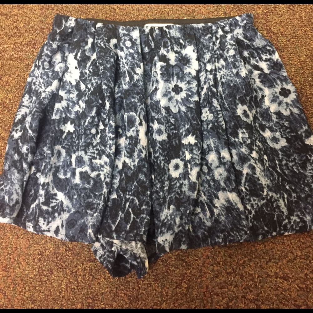 A&F Skort