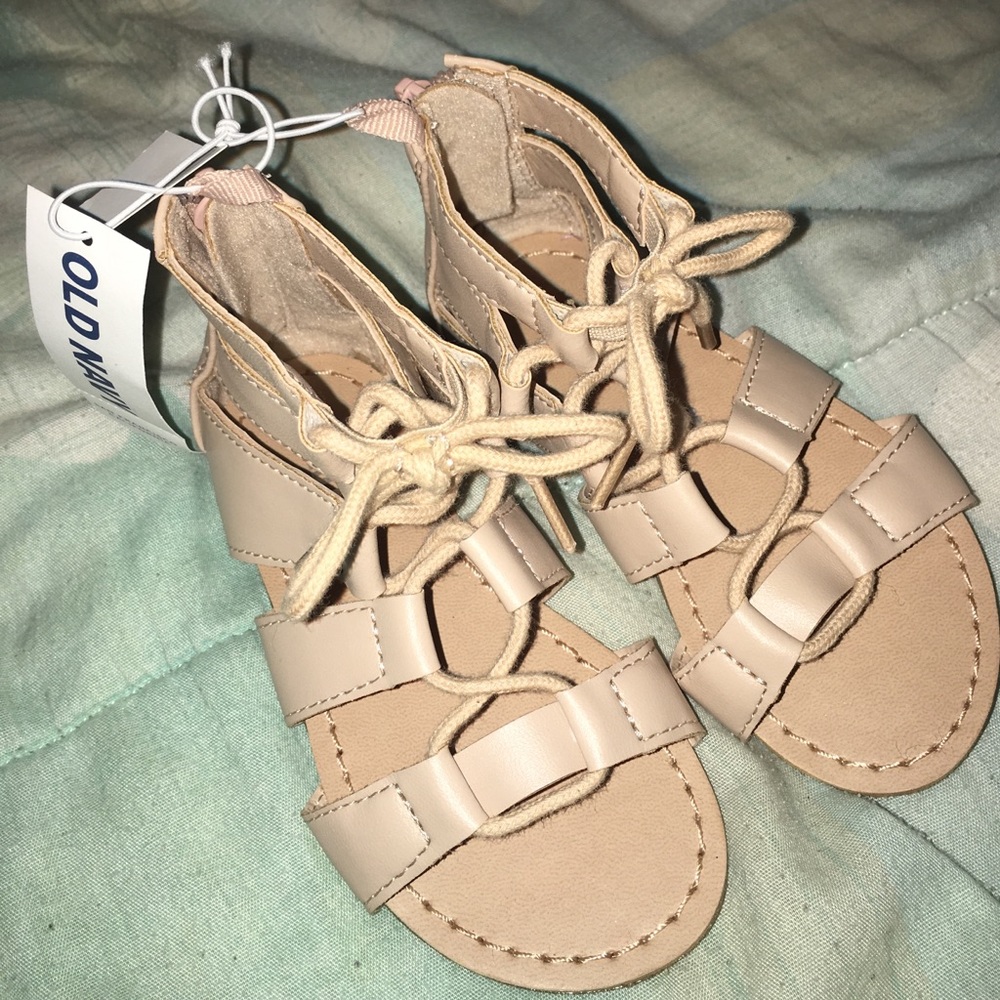 Super cute sandals 😍