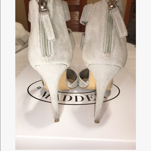 Steve Madden Snake Heel🗯 - Picture 3 of 3