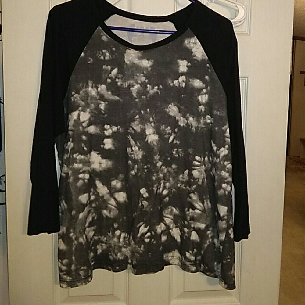 Mens long sleeve t shirt