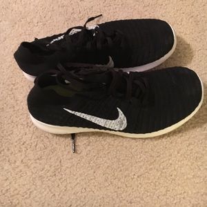 Nike Free Flyknit women's size 10