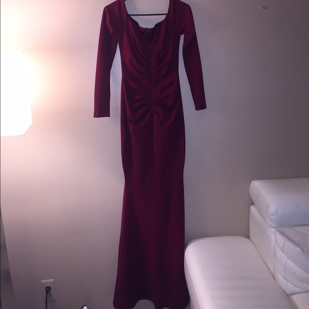 Burgundy Windsor Dress HOST PICK - Picture 3 of 3