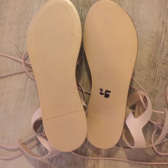 • lace-up sandal • - Picture 8 of 8