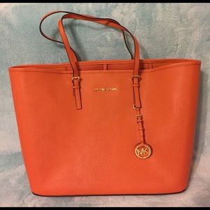 Michael Kors Jet Set Travel Tote in Tangerine