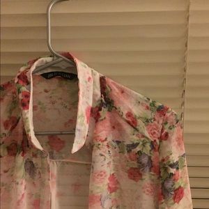 Chiffon top with pastel flowers for SPRING!