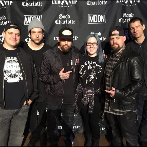 Meet your Posher, Sierra - Picture 4 of 5